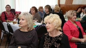 В Рязани солдатских матерей и вдов поздравили с 8 марта